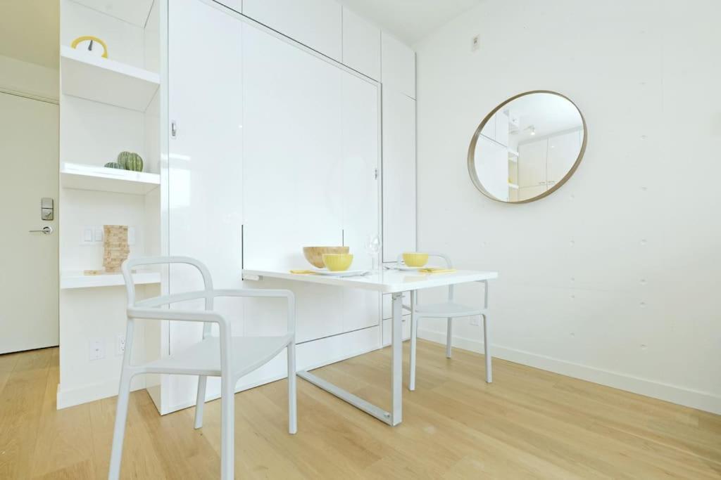 Waterfront Living In - Rooftop Patio, Bbq, Gym, Coffee * Victoria