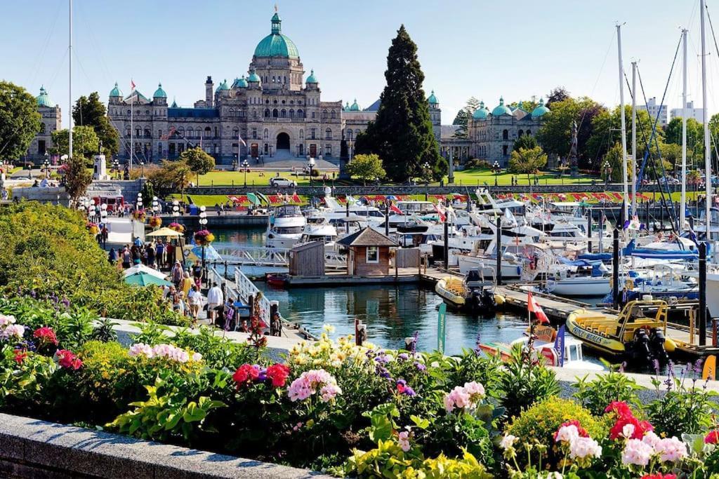 Waterfront Living In - Rooftop Patio, Bbq, Gym, Coffee * Victoria